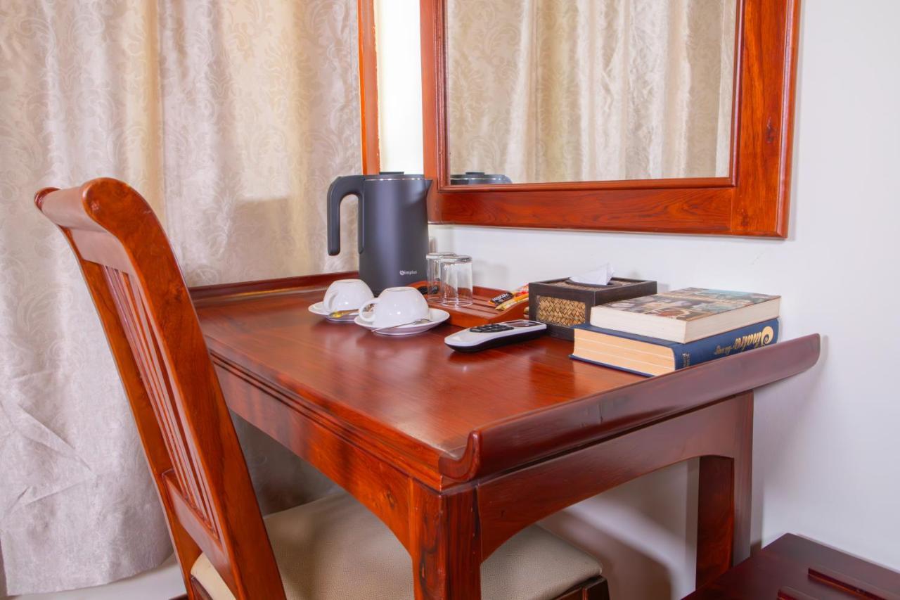 Phongsavath Boutique Hotel Vientiane Exteriör bild