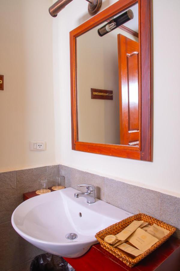 Phongsavath Boutique Hotel Vientiane Exteriör bild